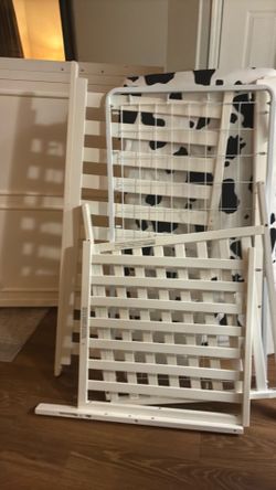 Crib and mattress