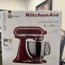 KitchenAid Artisan 5 quart tilt head