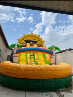 $2000 for Sale Waterslide Jumper