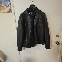 BRAND NEW DKNY GENUINE LEATHER JACKET SIZE LARGE BLACK COLOR