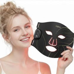 Brand new Cordless Red Light Therapy Mask for Face