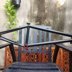 S&M Black Magic 21.5" frame in metallica black colorway + 22mm bb