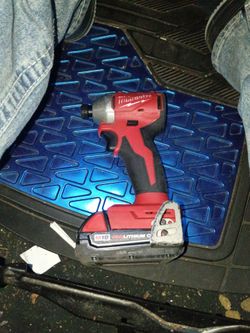 Milwaukee 3650-20 M18 Brushless 1/4" Compact Hex Impact Driver (Tool and battery