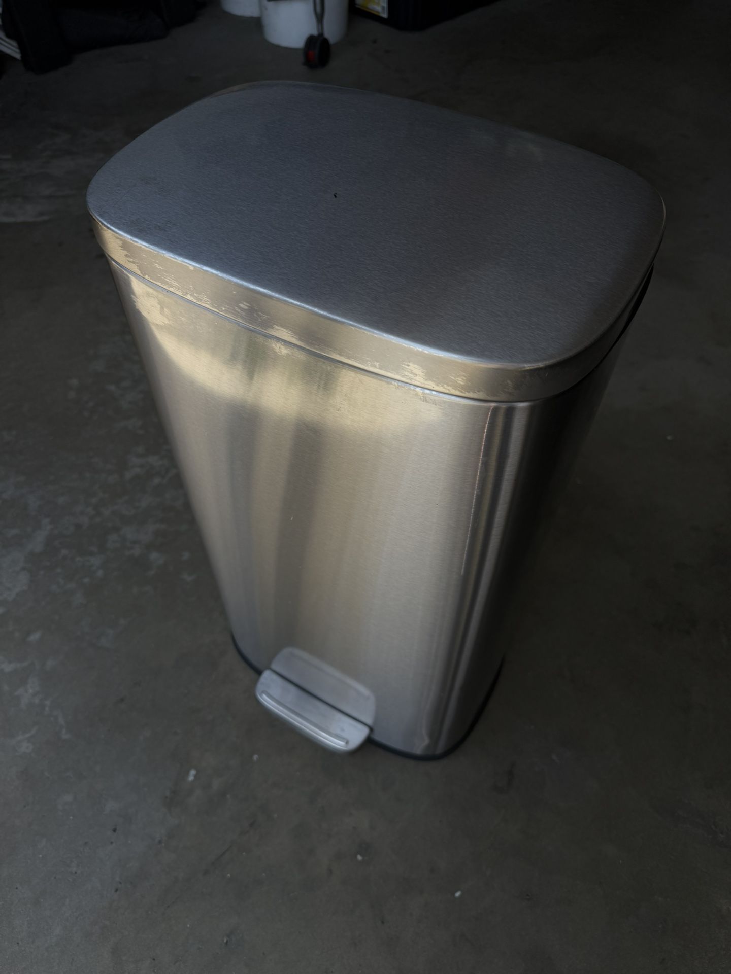 Stainless Steel Kitchen Trash Can Quiet Open & Close