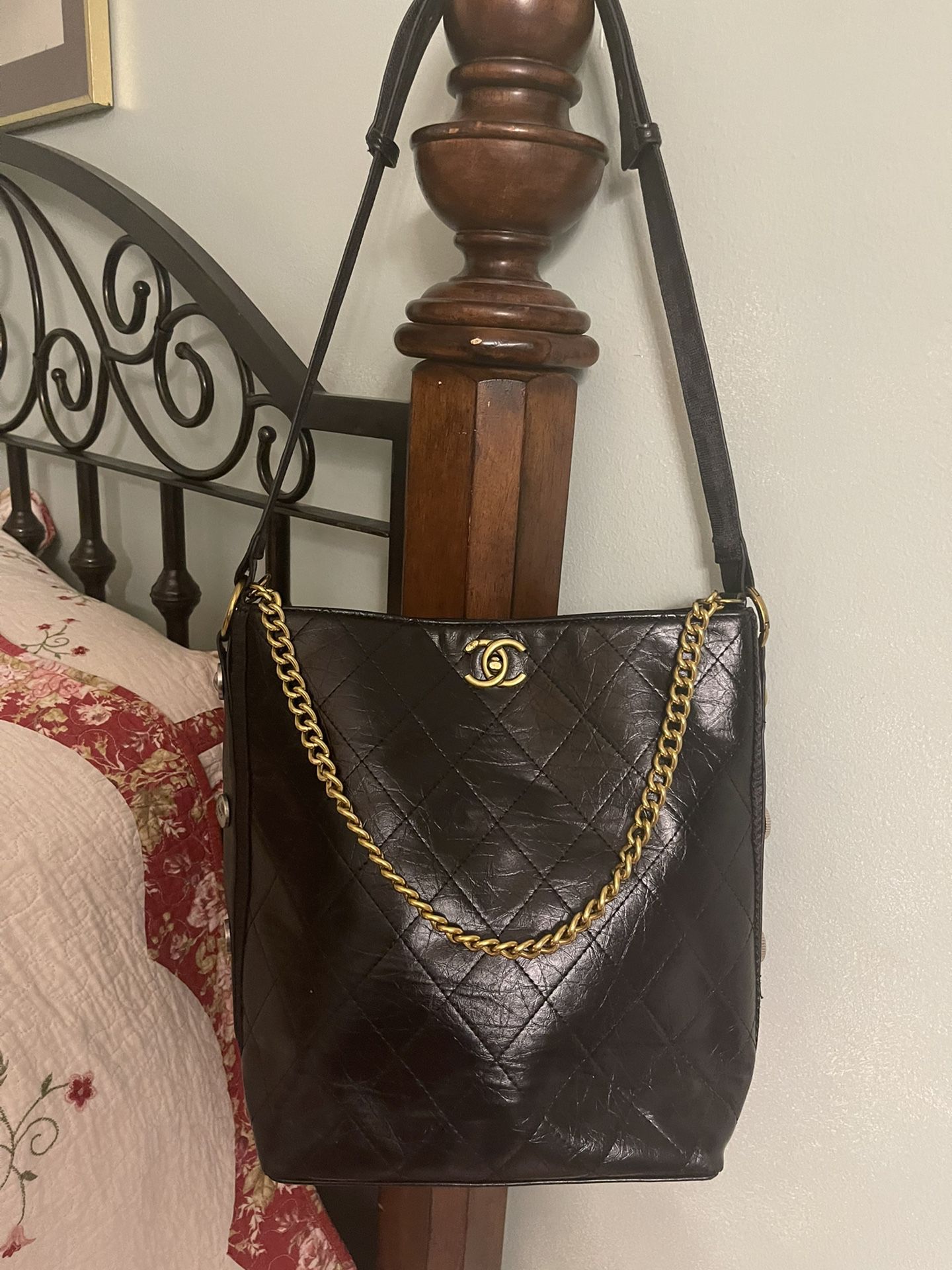 One of a Kind Vintage Black Chanel Purse for Sale in Thonotosassa