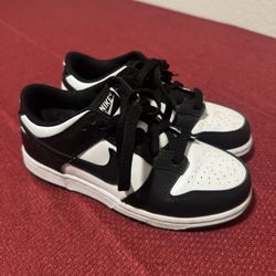 Used Panda Dunks Size 1 Kids
