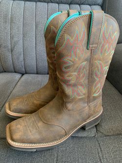 Women’s Ariat Delilah cowboy boots