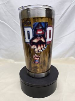 Super Dad 20 oz Tumbler – Superman Fist – Painted Wood Grain Look – Epoxy Sealed