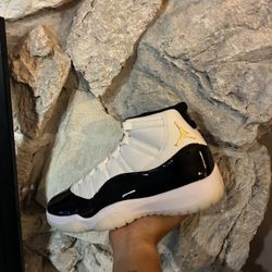 Jordan 11 Gratitude Sz 12
