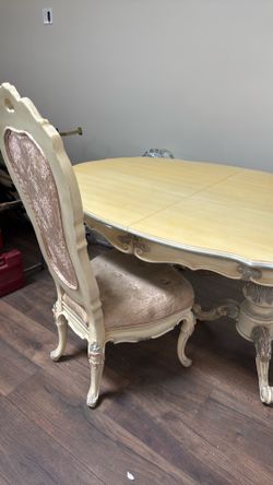 Dinning table