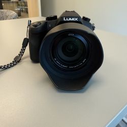 Panasonic LUMIX DNC-FZ1000