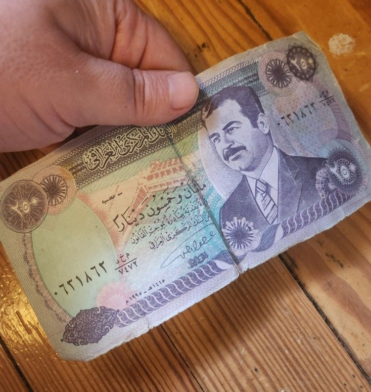 Saddam Hussein 250 Note