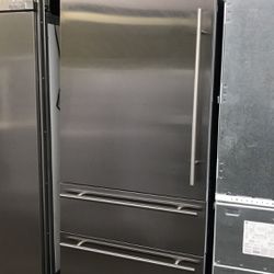 Viking 36”Wide 7Series Built In Bottom Freezer Refrigerator Stainless Steel 