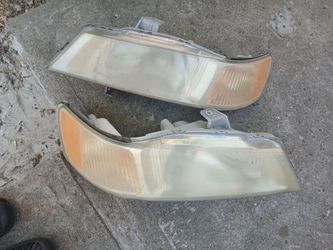 Headligth by honda odissey 1999_ 2004