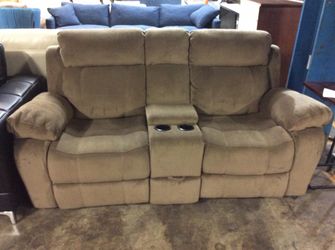 NYMAN MOTION RECLINING LOVESEAT