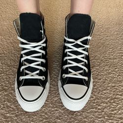 Converse Sneakers 