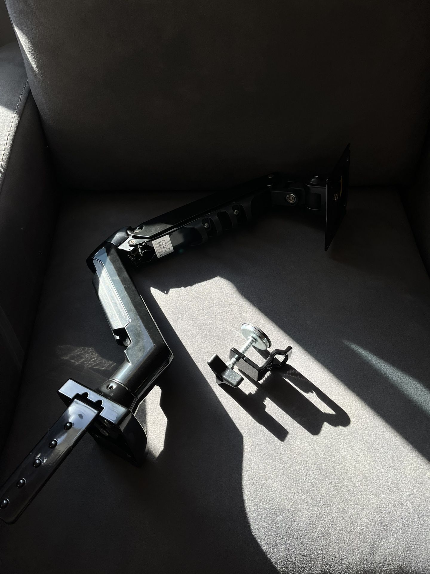 Adjustable Monitor Mount 