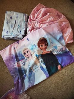 3 pieces  full size bedding set