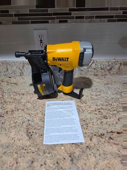 DEWALT DW66C-1R 15 Deg 2-1/2" Pneumatic Coil Siding Nailer