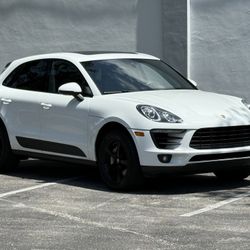 2017 Porsche Macan S 