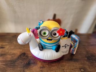 Universal studio minion popcorn holder
