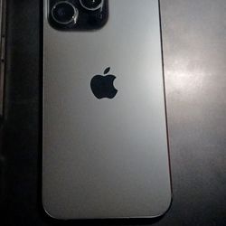 Apple Iphone 16 Pro Max black titanium 256gb battery health 100%