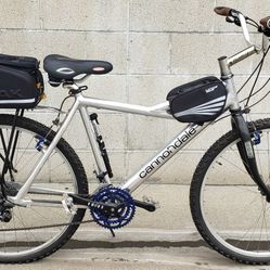 Cannondale V bicycle