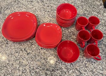 Red Dinner set and mugs
