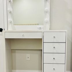 Vanity mirror & Desk