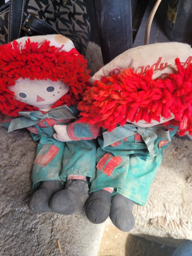 TWO RAGGEDY ANDY COLLECTIBLE CLOTH DOLLS SNOWDEN
