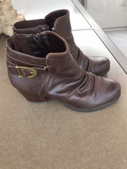 Women’s Boots