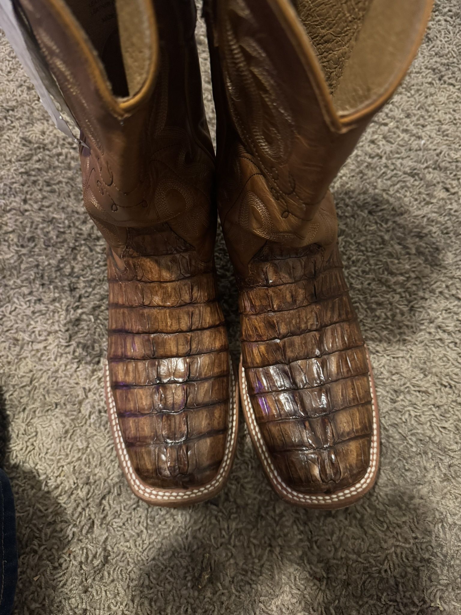 Caiman Boots 8D