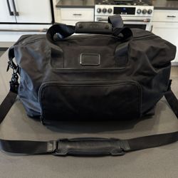 TUMI men’s Black Duffle Bag