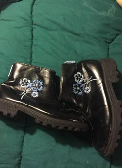 Cute toddler girls fashion boot- size 11