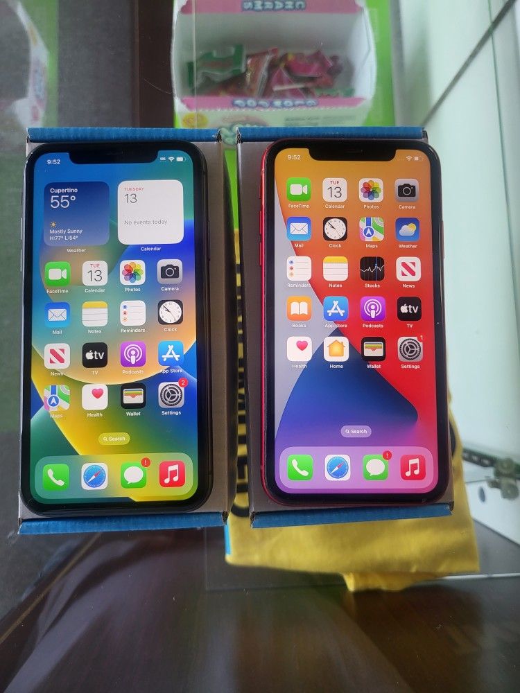 Unlocked IPhone 11 - 64GB - USE ANY SIM - RED OR BLACK