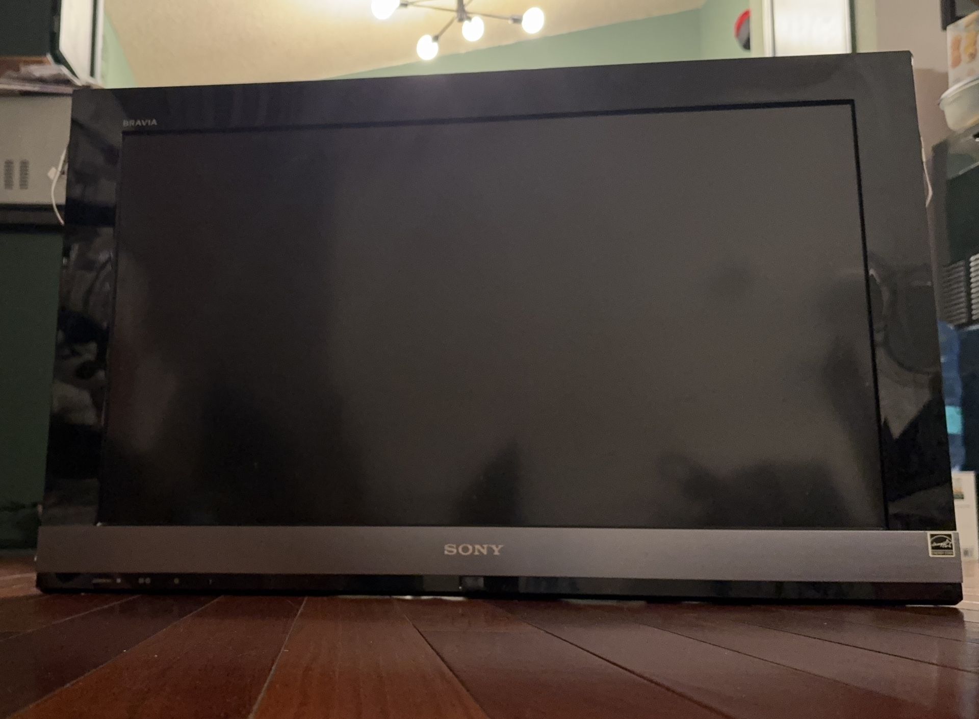 30 Inch Sony Bravia Model kdl-32ex700