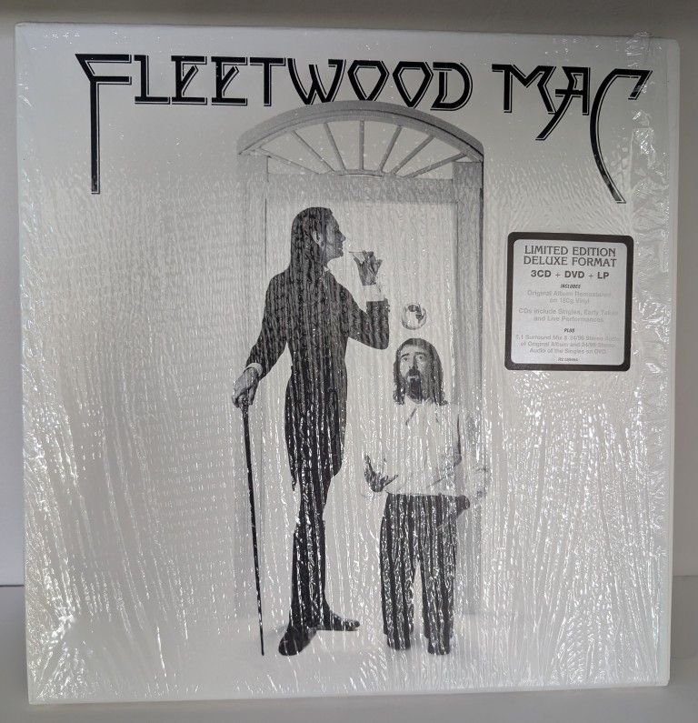 Fleetwood Mac [Box Set Vinyl LP 3CD DVD Surround Sound Box Set] Near Mint (read)