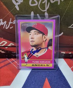 Angels Autographs Baseball Cards Yusei Kikuchi