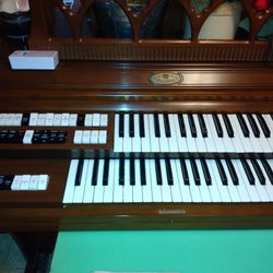 Wurlitzer Organ