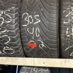305/40/22 $50 