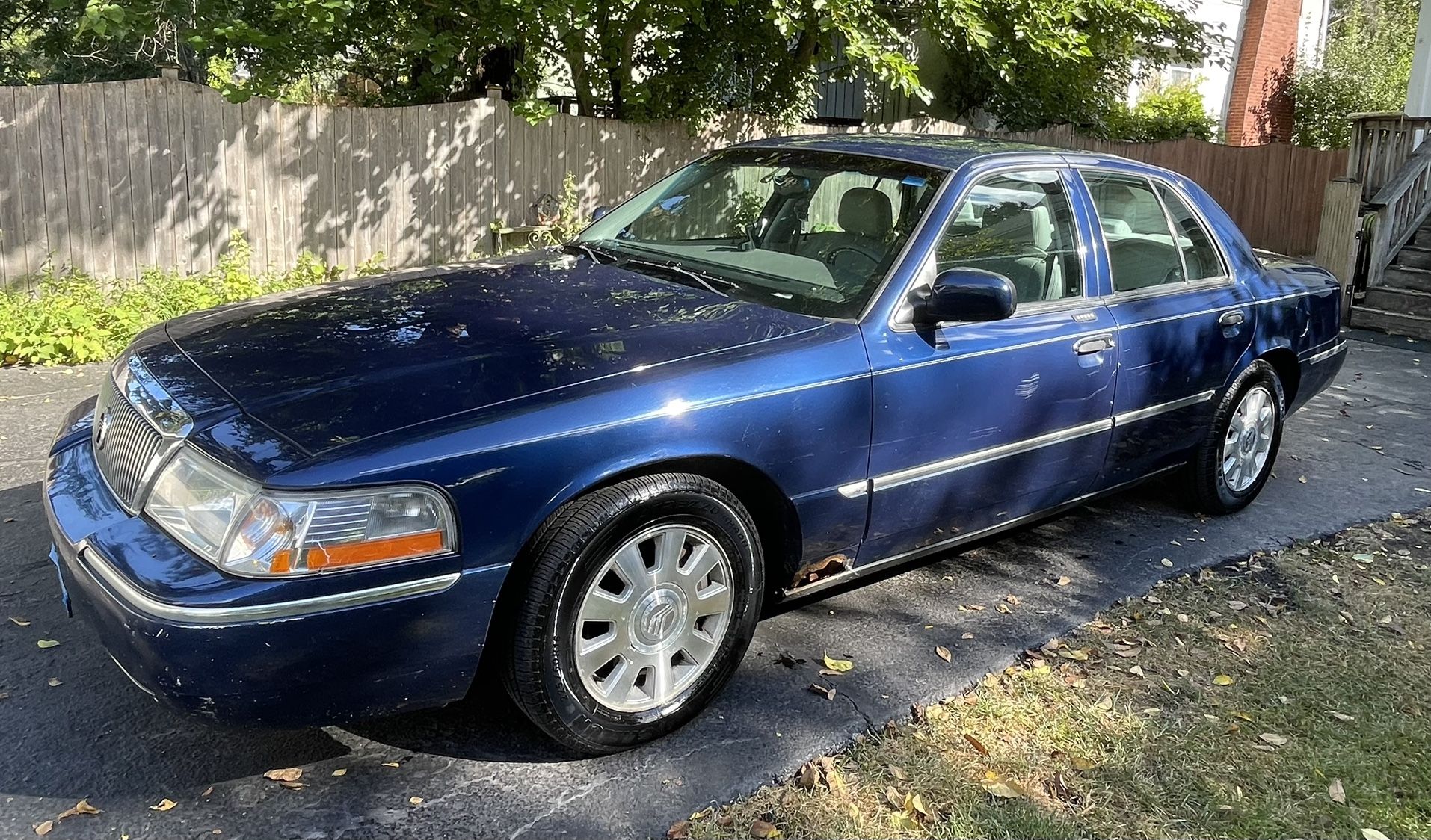 2004 Mercury Grand Marquis