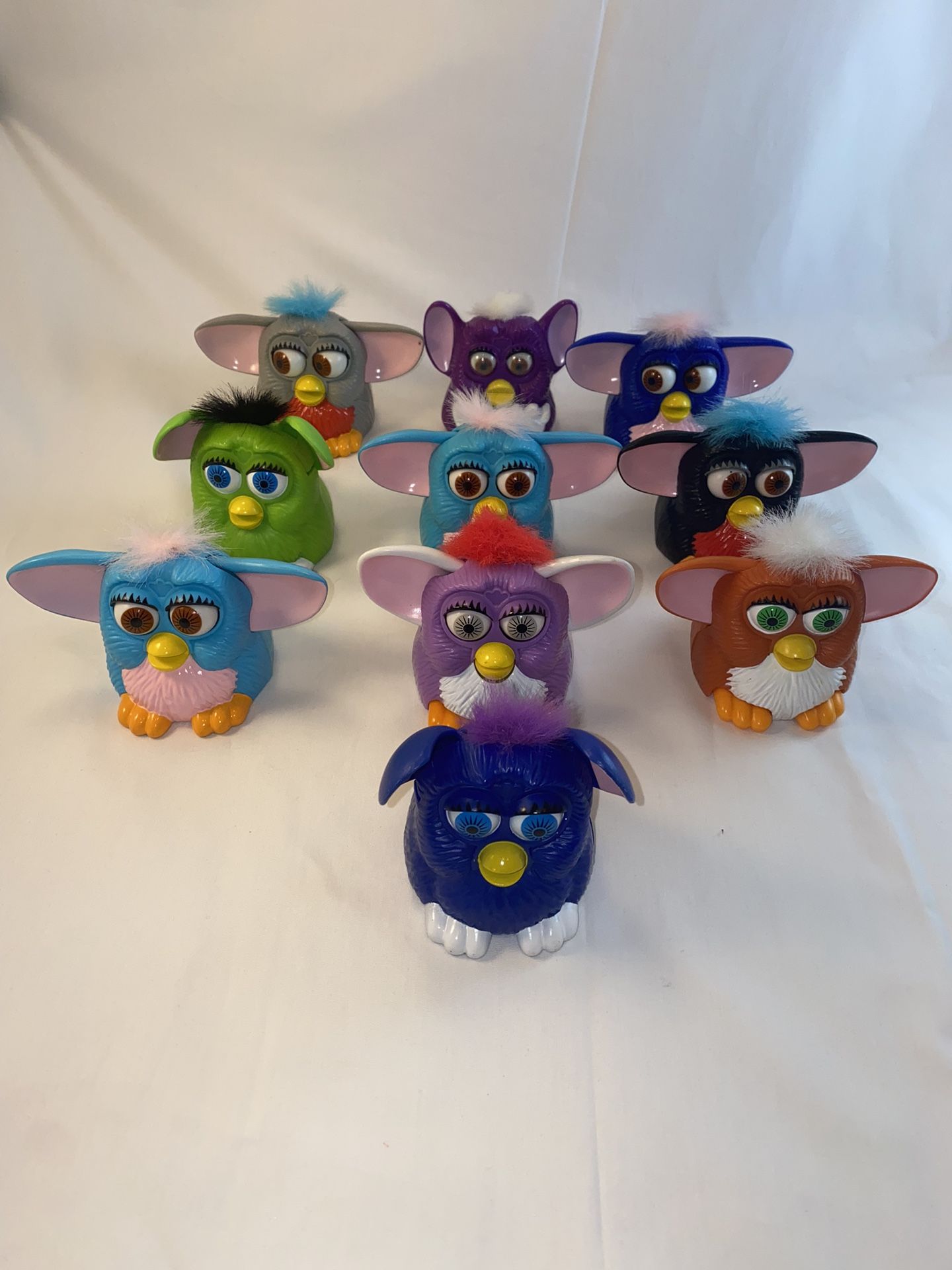 Furby lot - 10 Vintage Figurines (collectibles)