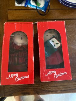Mervyn’s 1980 musical Christmas figurines