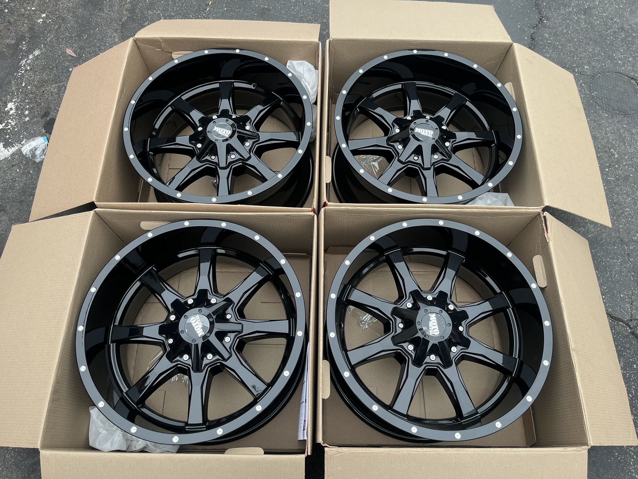 (4) 20” Moto Metal Wheels (20x10 / -24 / 6x135mm Or 6x5.5) - $800