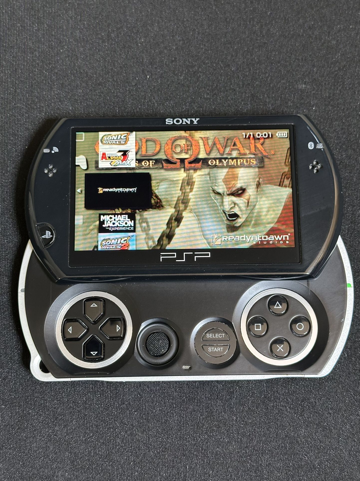 PSP GO Upgraded Has Games