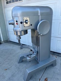 Pizzeria equipment 60 quart hobart mixer h600 restaurant equipment