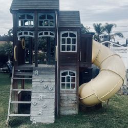 2 Story Wooden Play House