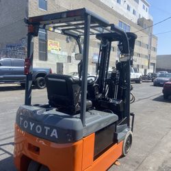 Toyota Forklift 