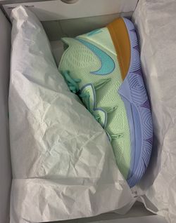 Kyrie 5 Squidward Size 12