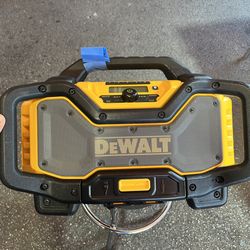 Dewalt Jobsite Bluetooth, 20V Charger, & Radio
